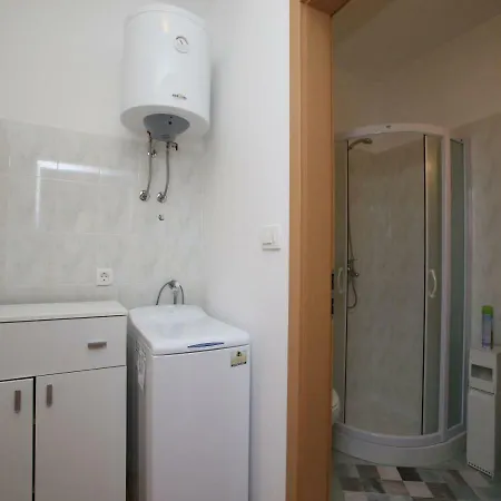 App For 5 Persons, Big Terrace, 2 Bdr, 299 *