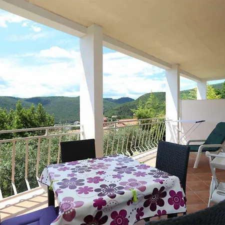 App For 5 Persons, Big Terrace, 2 Bdr, 299 아파트