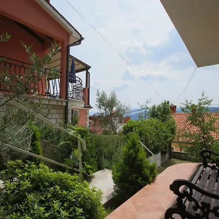 App For 5 Persons, Big Terrace, 2 Bdr, 299 * Rabac