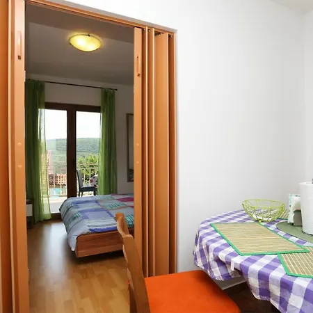 App For 5 Persons, Big Terrace, 2 Bdr, 299 Apartment