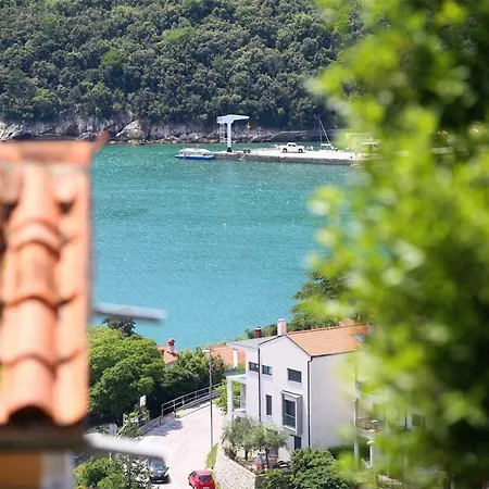 Apartment App For 5 Persons, Big Terrace, 2 Bdr, 299